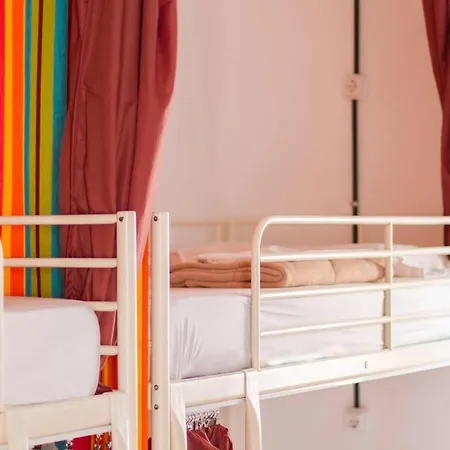 Casa Grande Surf Хостел *