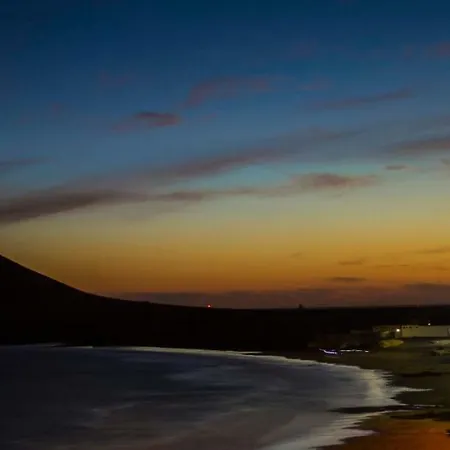 Casa Grande Surf Хостел Эль-Медано