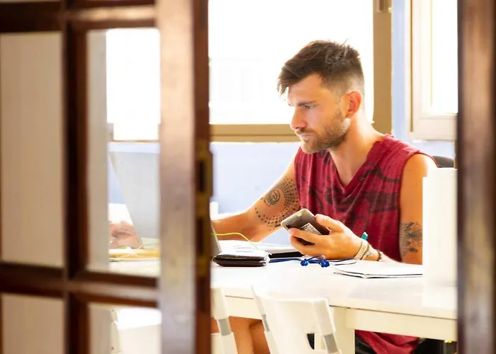 Casa Grande Surf Hostel *